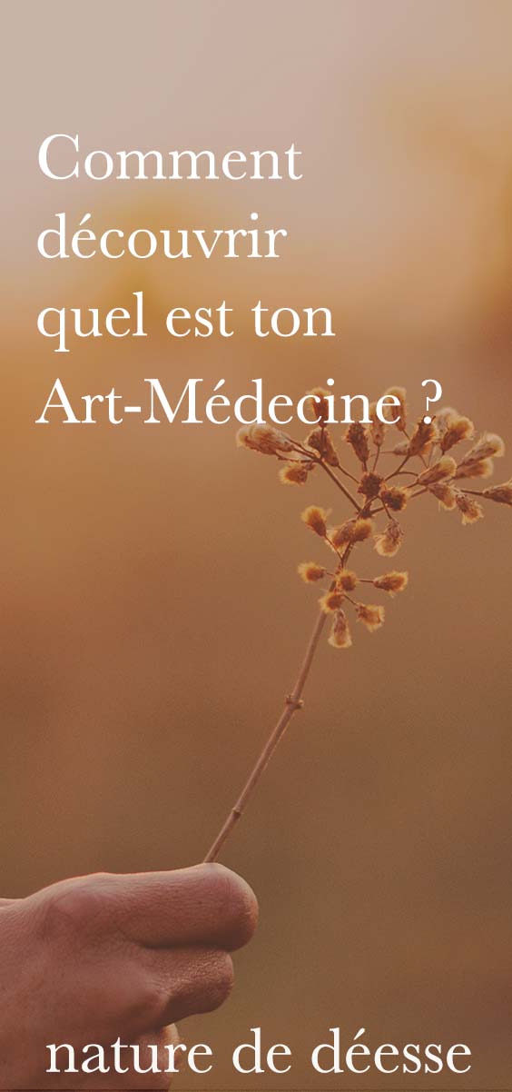 Multipassionnée ? Multipotentielle ? Thérapeute ? Femme-médecine ? Énergétitienne ? Découvre comment parler de ton approche unique.
